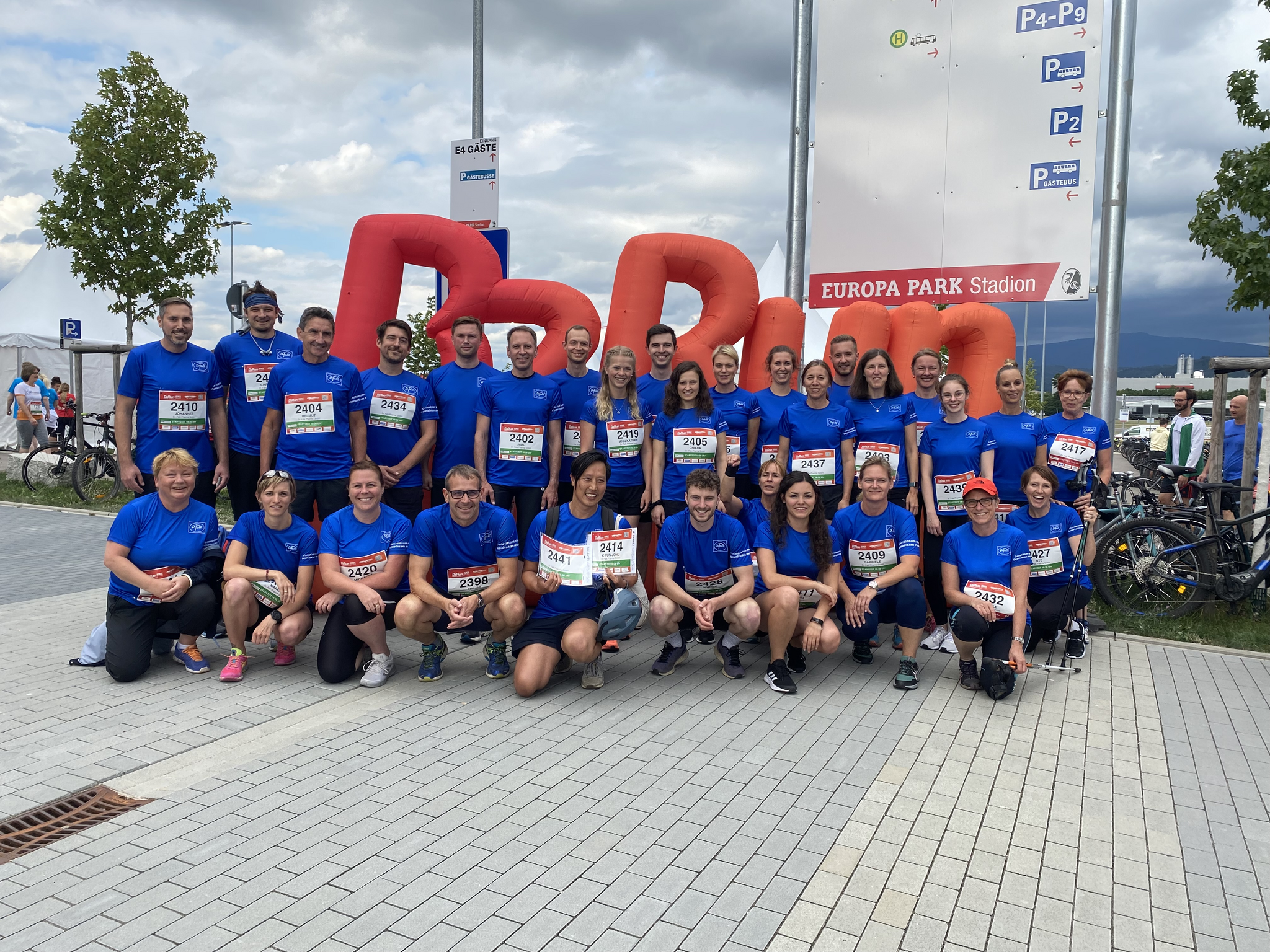 DrFalkPharma_B2Run_2022_1062198324-Gruppenfoto